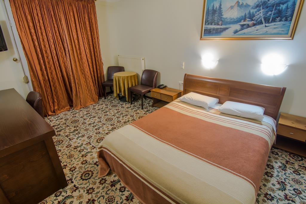 Hotel Alexandros Doxato Exterior photo